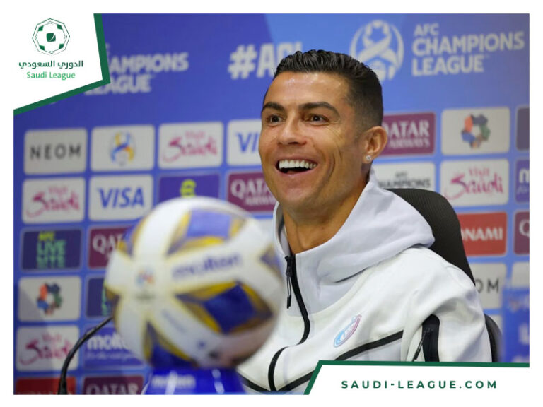 Ronaldo speaks in Arabic at a press conference